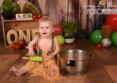 Smash Spaghetti verjaardag baby fotoshoot