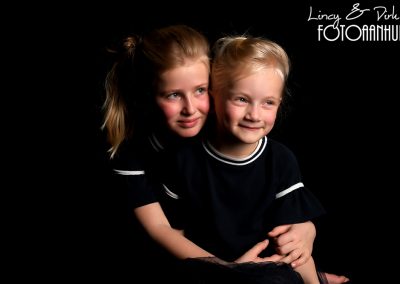gezinsfotoshoot familieportret familiefoto's in onze fotostudio te Waregem